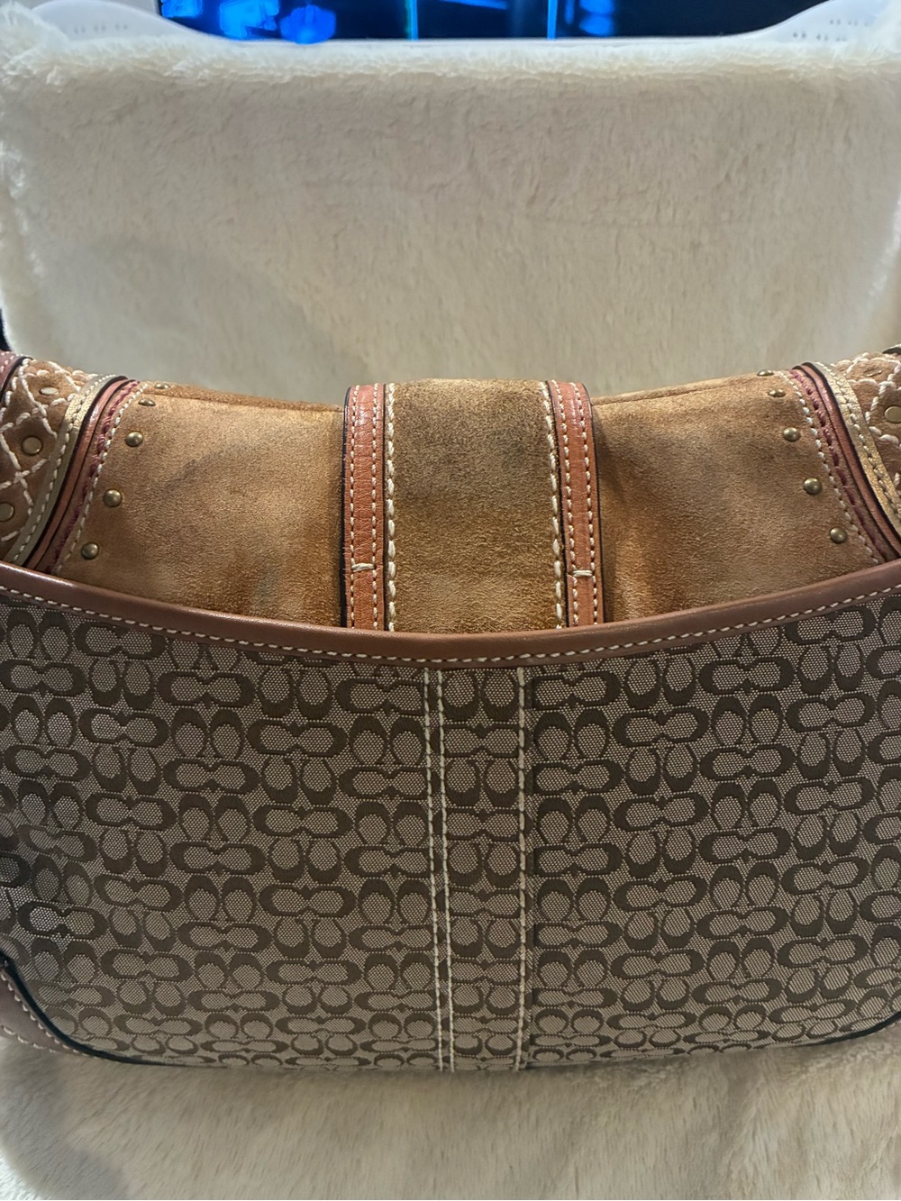 Authentic Coach Soho khaki signature studded handbag - Picture 4 of 5